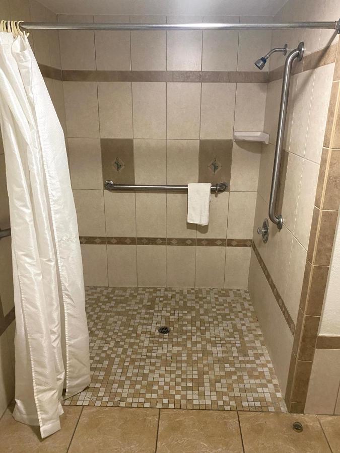 Vista Motel Monterey Park Bagian luar foto