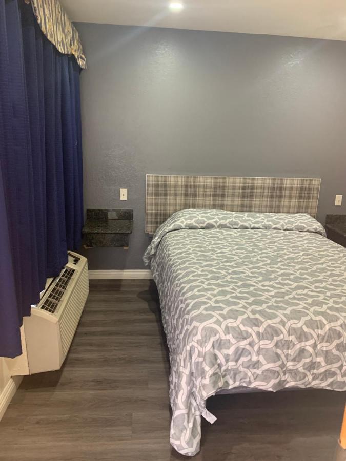 Vista Motel Monterey Park Bagian luar foto